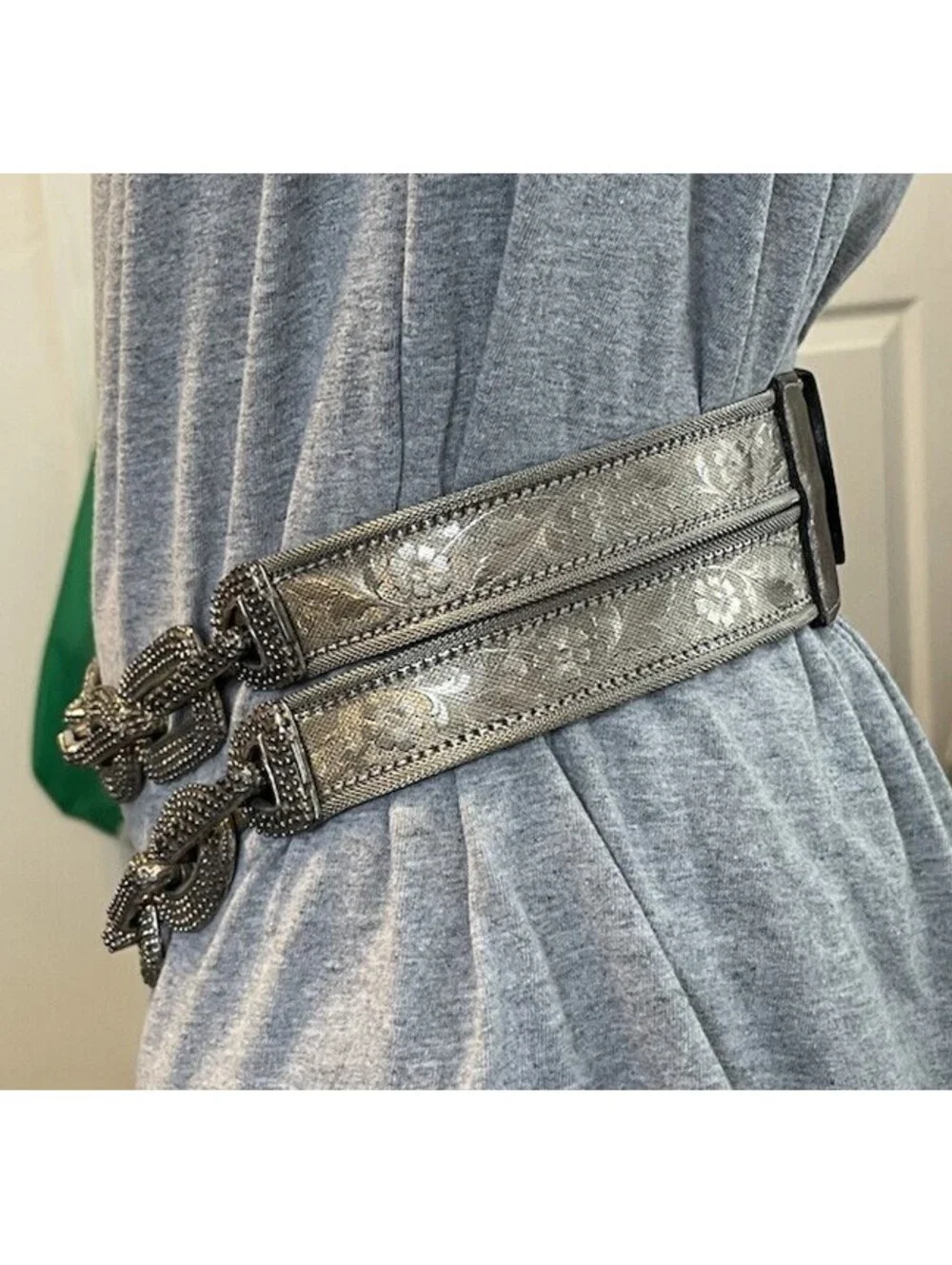 Streets Ahead Belt Vtg Silver Tone Metal Floral Mesh & Chain Links Leather 28-30